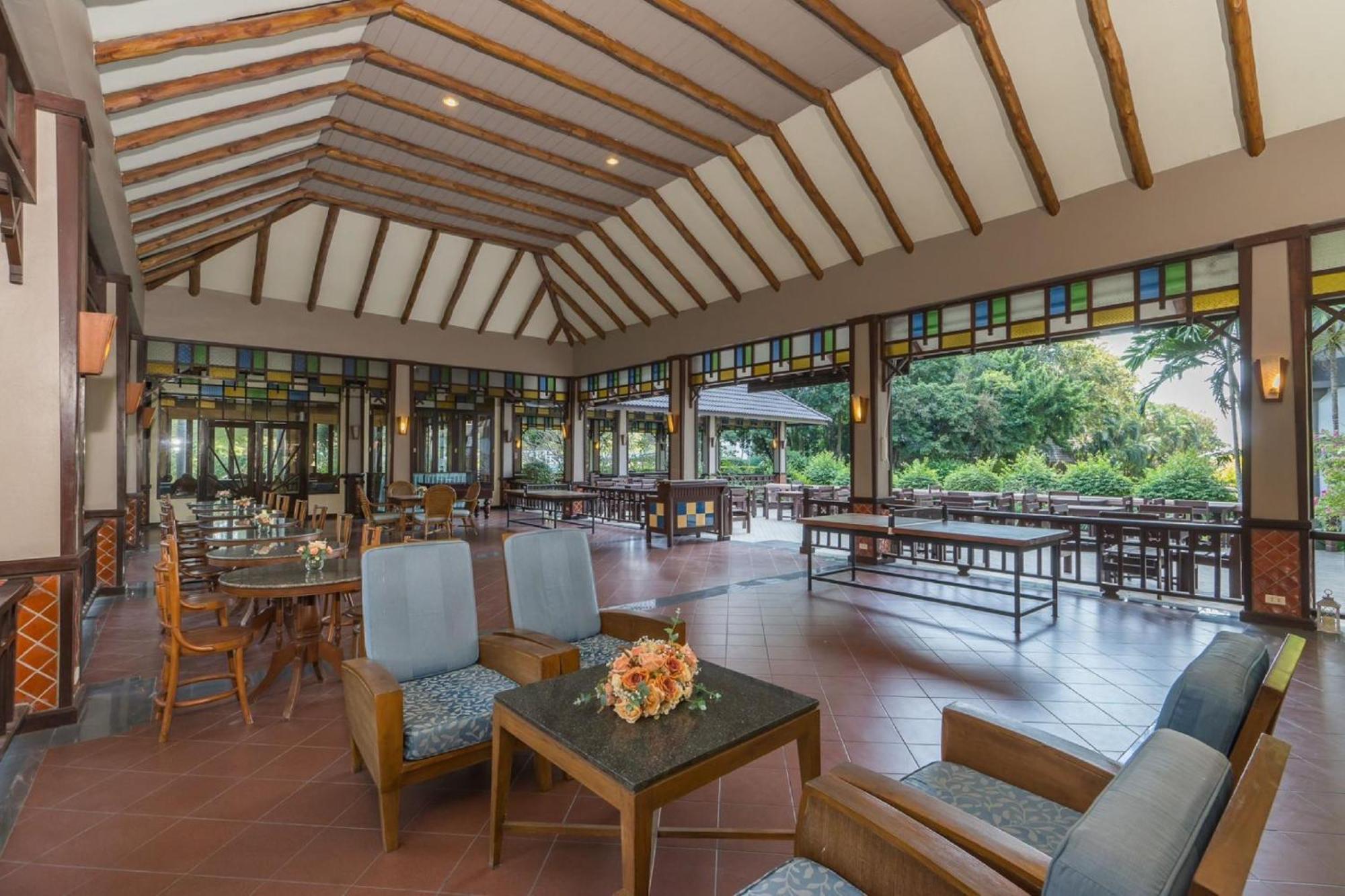 Botany Beach Resort Pattaya Na Chom Thian Eksteriør billede